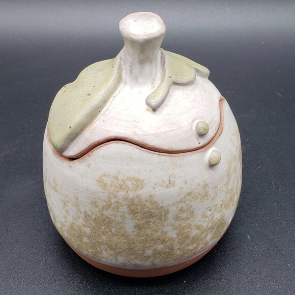 Vintage Signed Hobbiest Cream Green Leaf Turned Art Pottery Ginger Jar with Lid - Picture 8 of 13